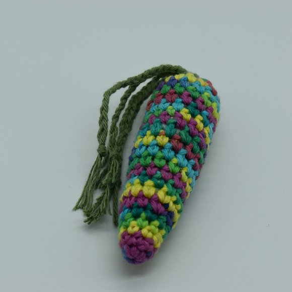 Crochet catnip rainbow carrot cat toy - Picture 2 of 5